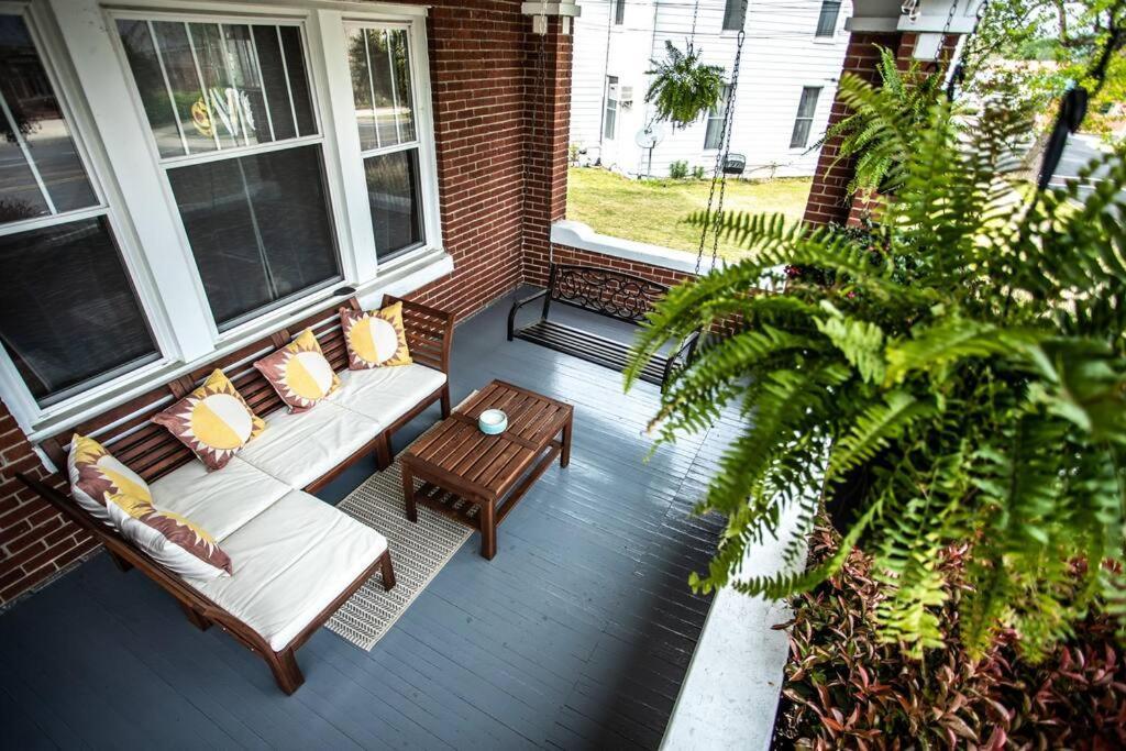 Charming 1932 Craftsman - The Bohannon House Luray Εξωτερικό φωτογραφία